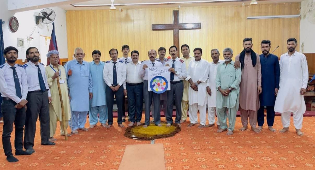 Read more about the article 𝐋𝐞𝐠𝐚𝐜𝐲 𝐁𝐮𝐢𝐥𝐝𝐞𝐫𝐬: 𝐌𝐞𝐧 𝐨𝐟 𝐂𝐨𝐮𝐫𝐚𝐠𝐞 𝐚𝐧𝐝 𝐅𝐚𝐢𝐭𝐡