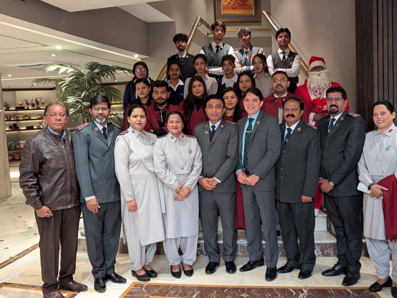 Read more about the article Christmas Carol event at Four Points by Sheraton