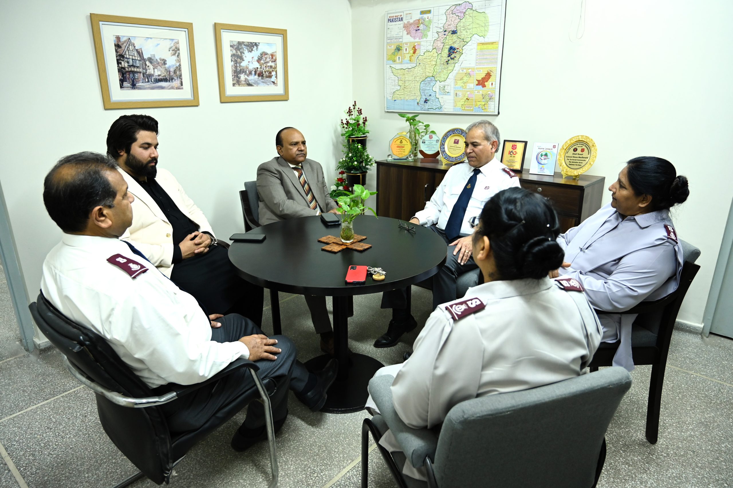 You are currently viewing Mr. Anthony Naveed, Deputy Speaker of the Provincial Assembly Sindh visits THQ