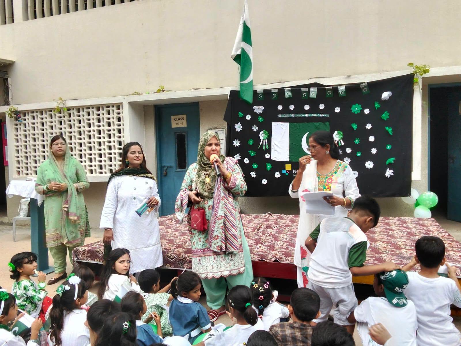 You are currently viewing Azam Town School celebrates Pakistan’s Independence Day